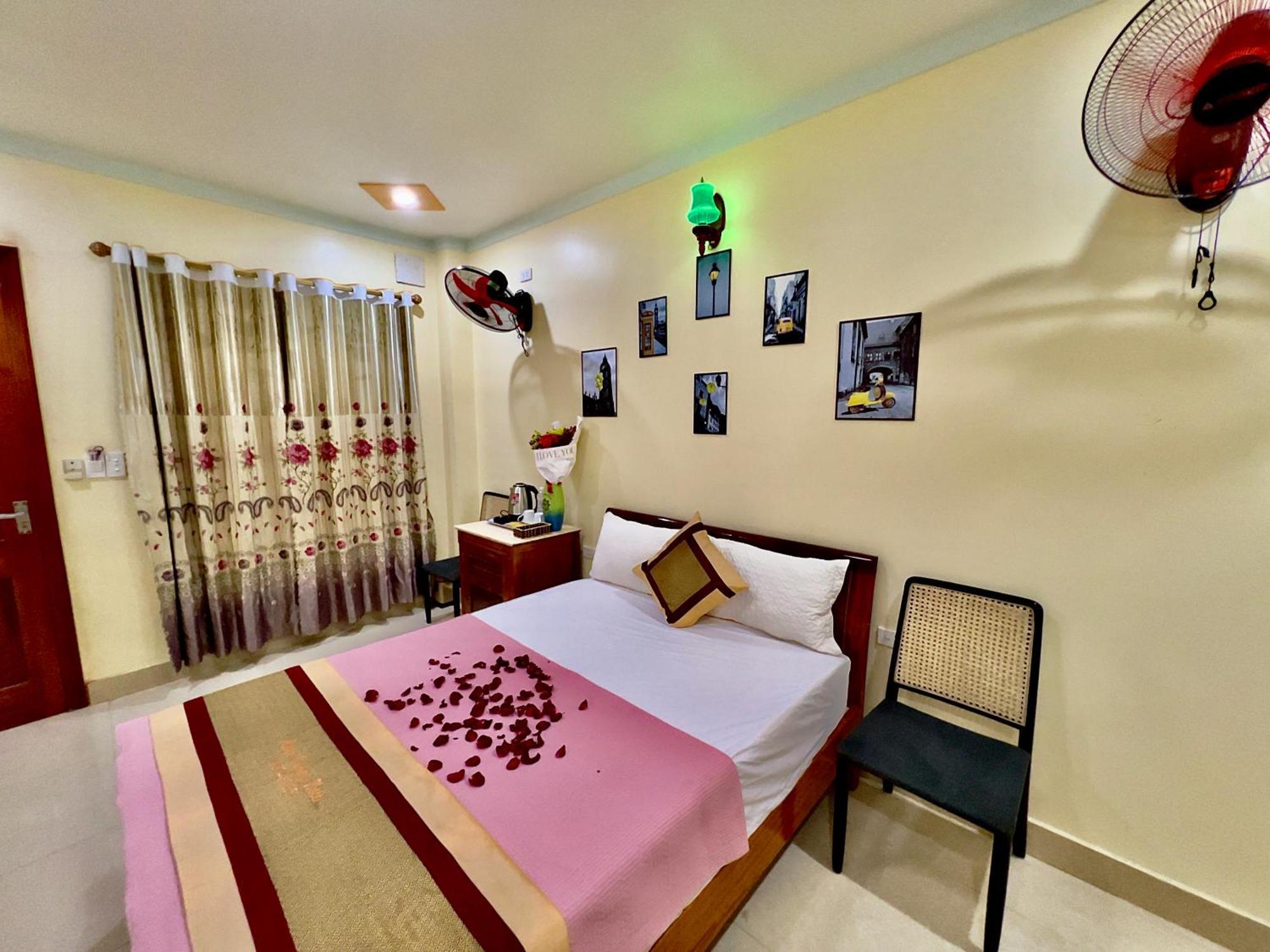 Manh Vuong Hotel Catba Dong Khe Sau Εξωτερικό φωτογραφία