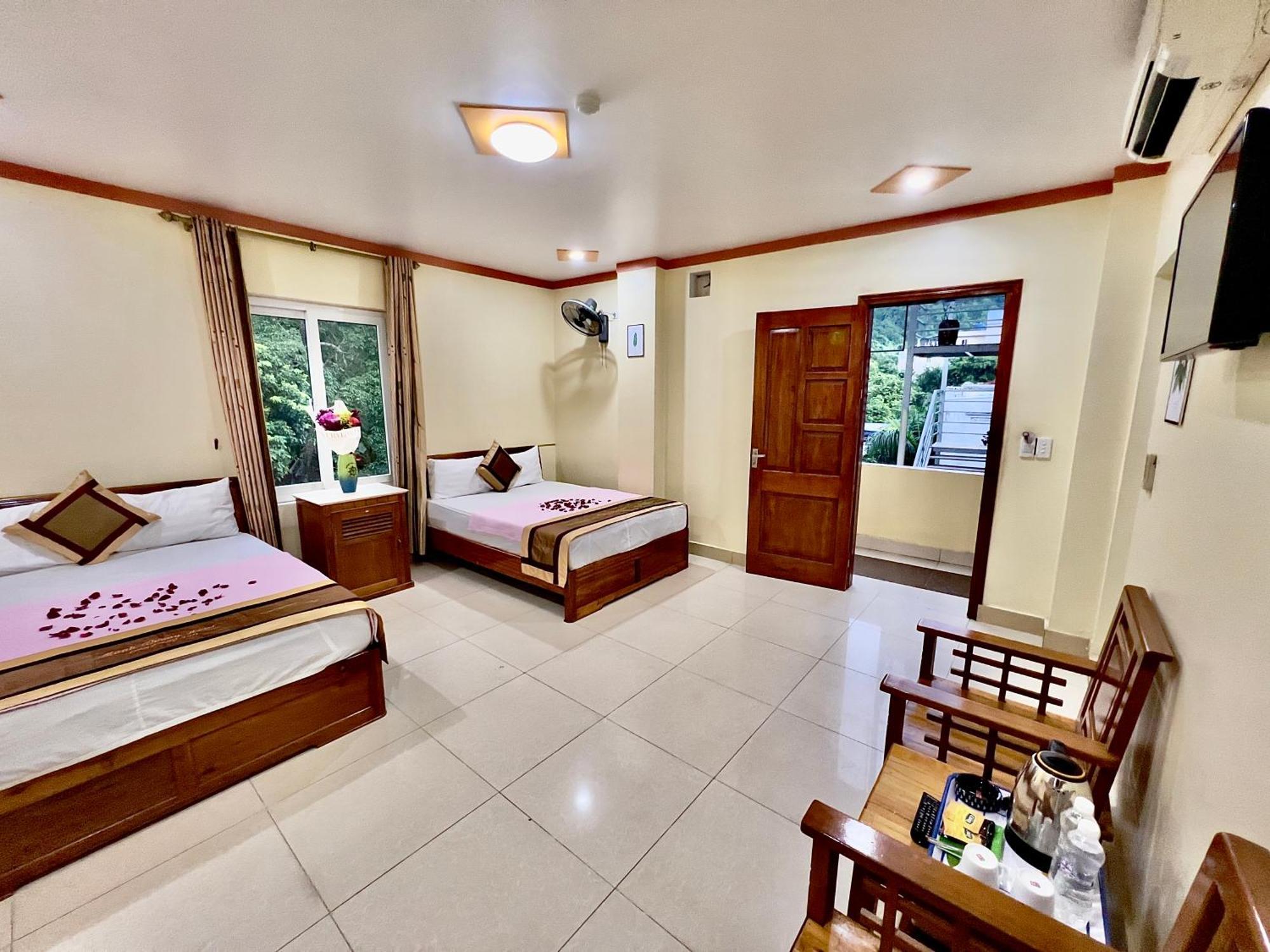 Manh Vuong Hotel Catba Dong Khe Sau Εξωτερικό φωτογραφία