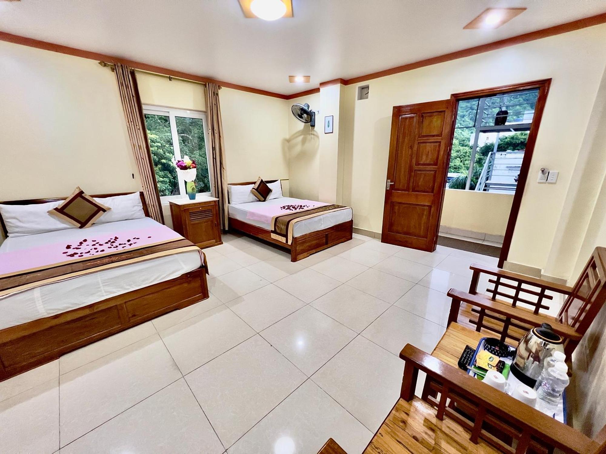 Manh Vuong Hotel Catba Dong Khe Sau Εξωτερικό φωτογραφία