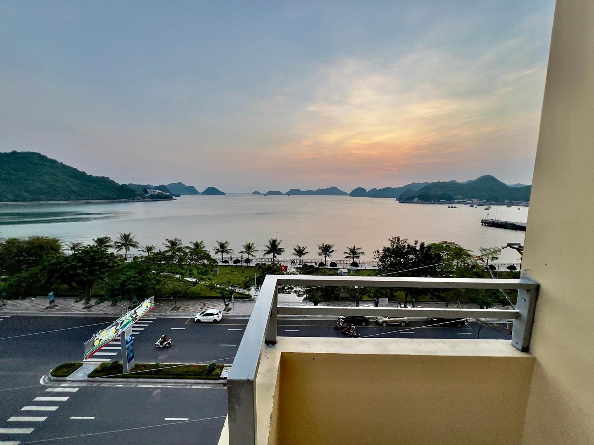Manh Vuong Hotel Catba Dong Khe Sau Εξωτερικό φωτογραφία